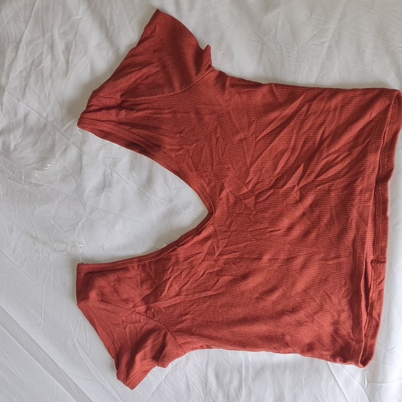 Crop top orange NWT SIZe Medium - Picture 5 of 5